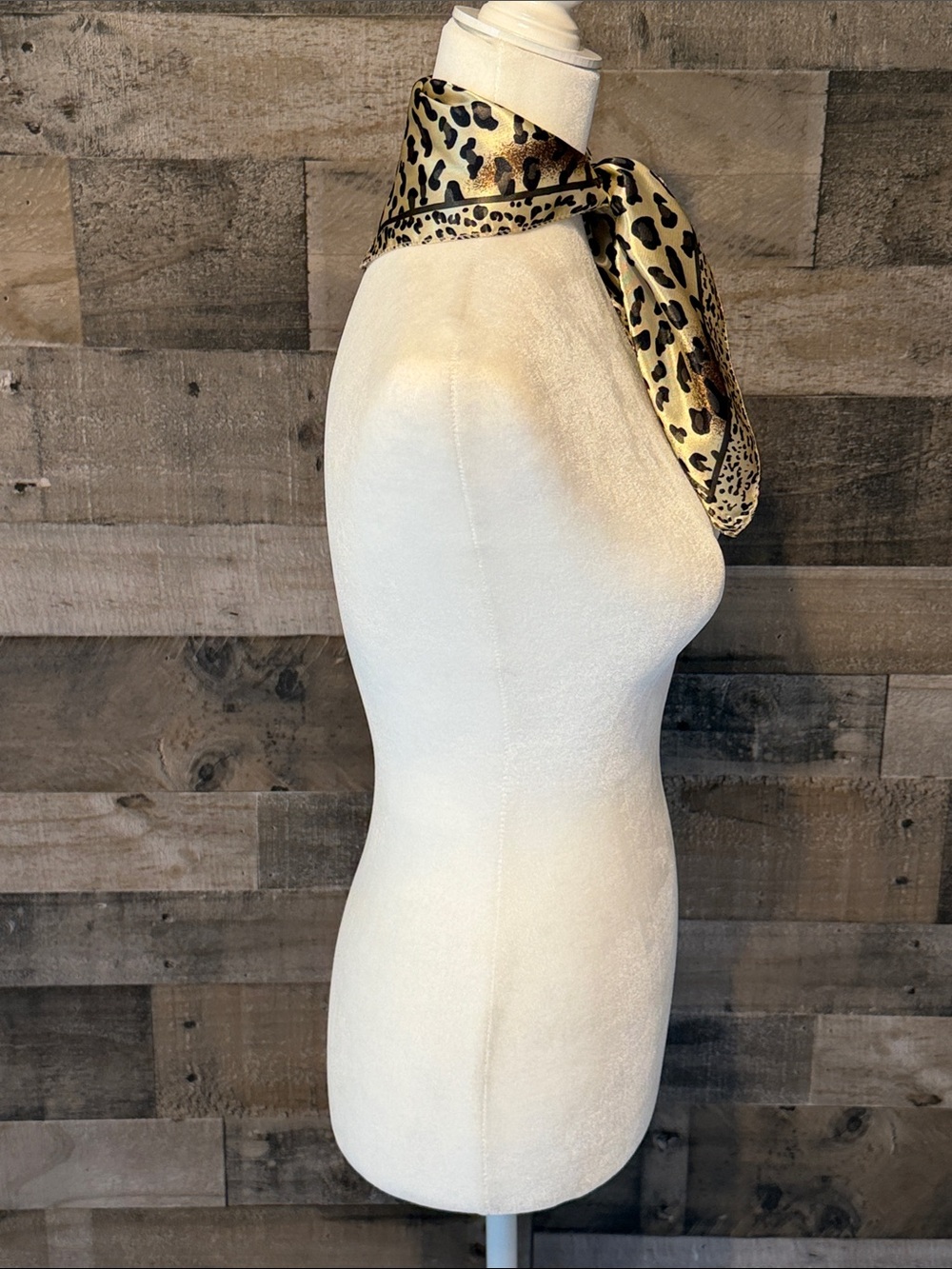 Leopard Print Scarf - Picture 5 of 16